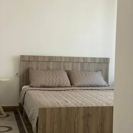 Guest house Kroi Center